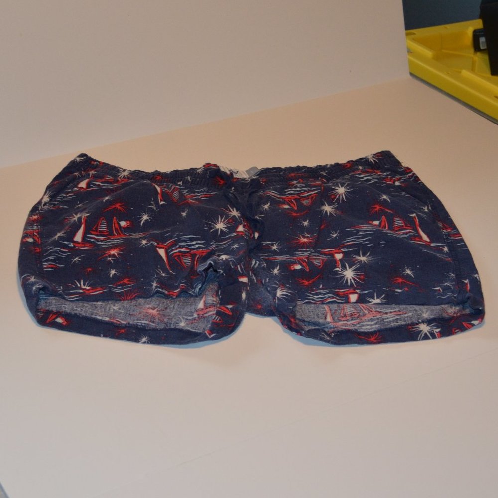 Shorts - Picture 5 of 6
